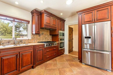 18750 Keswick St, Reseda, CA 91335 - photo 5