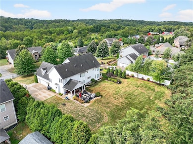 502 Mary Ln, Uniontown, PA 15401 - photo 4