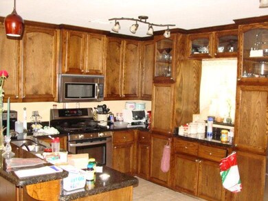 325 W Jones Ave unit 8, Pharr, TX 78577 - photo 3