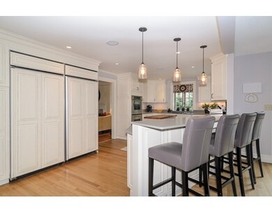 26 Elm St, Wellesley Hills, MA 02481 - photo 2