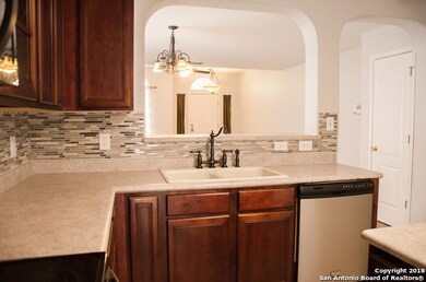 7403 Gamble Oak Dr, San Antonio, TX 78223 - photo 7