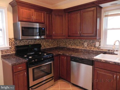 2204 Virginia Ave, Hyattsville, MD 20785 - photo 7