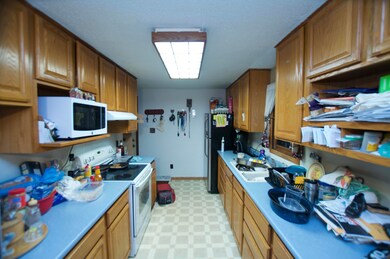 1313 11th Ave SW, Jamestown, ND 58401 - photo 7