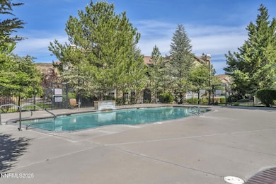 6-web-or-mls-9050-double-r-blvd-1123