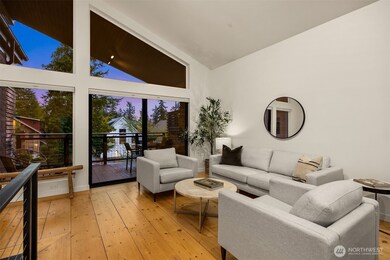 522 Madrona Way NE unit 4, Bainbridge Island, WA 98110 - photo 2