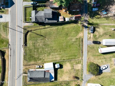 1009 E Main St, Johnson City, TN 37601 - photo 4