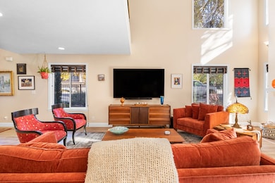 696 E Union Garden Ct, Midvale, UT 84047 - photo 3