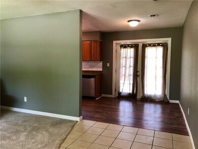 2215 W Alpine Cir, Siloam Springs, AR 72761 - photo 6