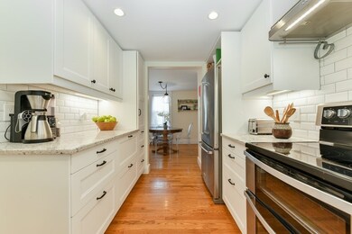 14 Maple Ave, Woburn, MA 01801 - photo 2