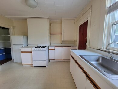 2 Sherman St unit 3, Cambridge, MA 02138 - photo 7