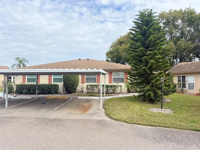 407 Feltham Trail Unit B Trail unit 48, Sun City Center, FL 33573 - photo 2