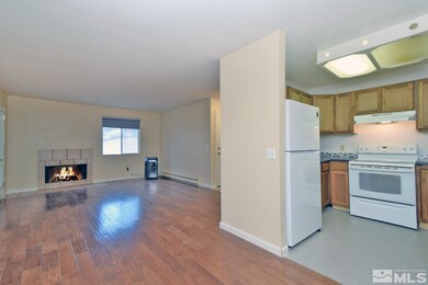 2085 Highview unit 7, Sparks, NV 89436 - photo 5