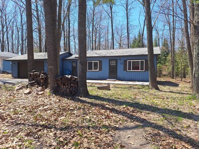 121 Caduca Dr, Roscommon, MI 48653 - photo 2