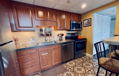 61 Broad Reach unit M18, North Weymouth, MA 02191 - photo 7