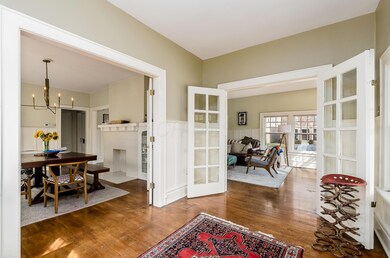 Large Foyer