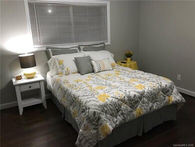 619 S Carolina Ave, Statesville, NC 28677 - photo 7