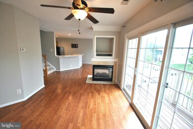 21850 Elkins Terrace unit 301, Sterling, VA 20166 - photo 5