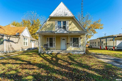 1024 Broadway St, Lincoln, IL 62656 - photo 2