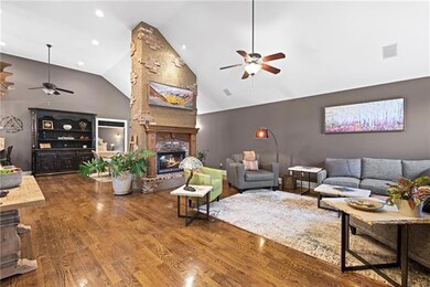 2040 Chateau Place, Raymore, MO 64083 - photo 6