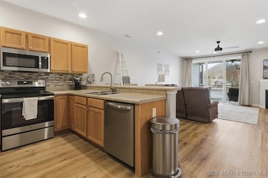 748 Pershing Dr unit 1B, Camdenton, MO 65020 - photo 3