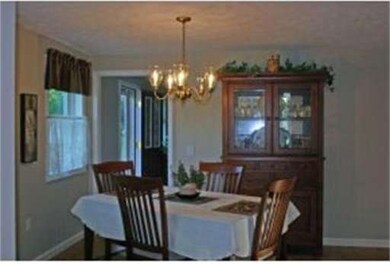 10 Jessica Ln, Hudson, NH 03051 - photo 6