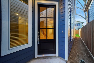 943 Wakefield Dr, Houston, TX 77018 - photo 4