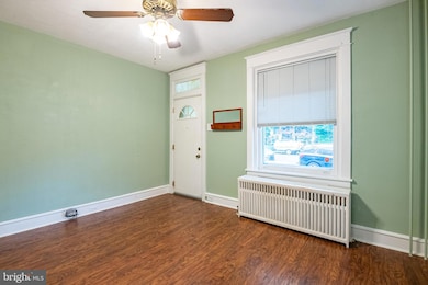 212 State St, Reading, PA 19607 - photo 3