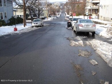 1613 Vine St unit 1615, Scranton, PA 18510 - photo 4