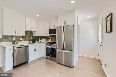 2135 Saint Lukes Ln, Gwynn Oak, MD 21207 - photo 6