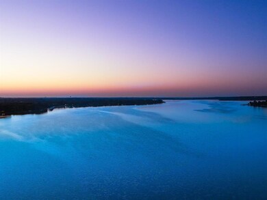 1428 E Lake Dr, Weatherford, TX 76087 - photo 2