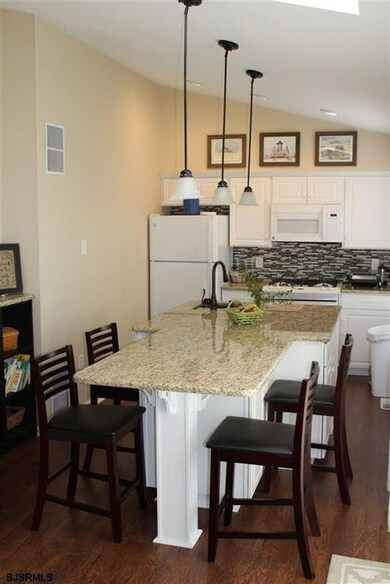 154 39th St S unit Upper, Brigantine, NJ 08203 - photo 6