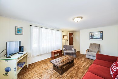 65 Living room to front door