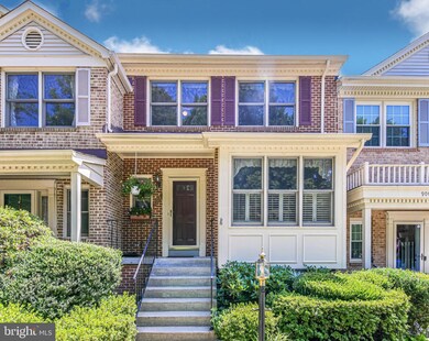 9003 Daum Ct, Springfield, VA 22153 - photo 3