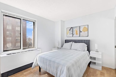 unlisted-address, New York, NY 10280 - photo 2