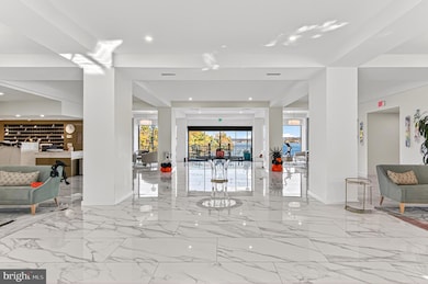 Marina Towers unit 513, Alexandria, VA 22314 - photo 3