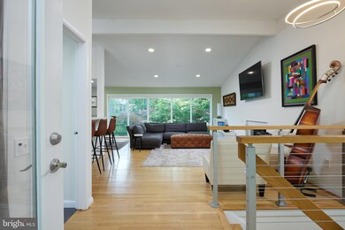 11711 Karen Dr, Potomac, MD 20854 - photo 3