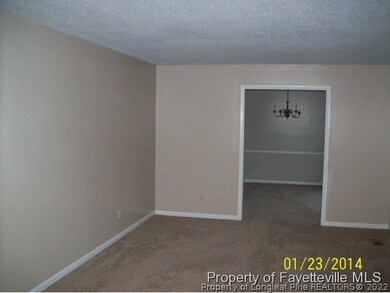 334 Colinwood Dr, Fayetteville, NC 28303 - photo 3