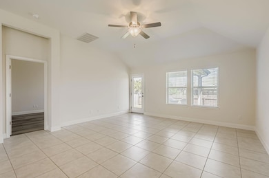 1008 Sundrops St, Leander, TX 78641 - photo 2