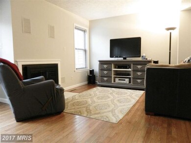 23328 Red Oak Ct, California, MD 20619 - photo 2