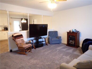 2922 S Parker Ave, Indianapolis, IN 46203 - photo 2