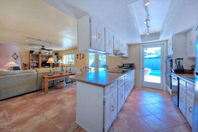 Kitchen Bar
