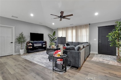 21533 Del Oro Rd, Apple Valley, CA 92308 - photo 4