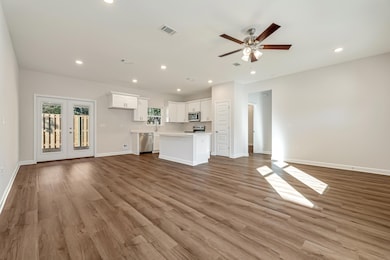 37 Shebbi Ln, Freeport, FL 32439 - photo 5