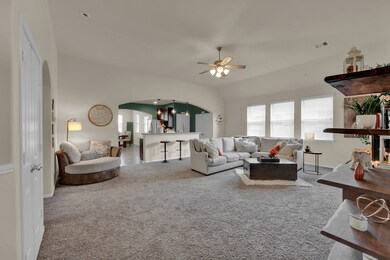 4701 Bella Ct, Alvin, TX 77511 - photo 4