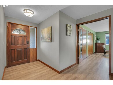 380 SW 194th Ct, Beaverton, OR 97006 - photo 5