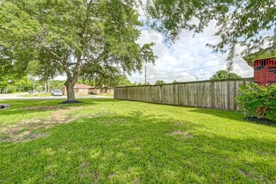 3462 Goodhope St, Houston, TX 77021 - photo 3