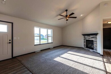 4520 Moreland Rd, Plover, WI 54467 - photo 3