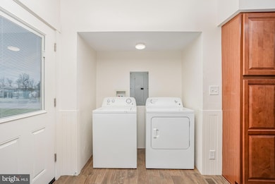 264 Westwood Dr, York, PA 17404 - photo 5