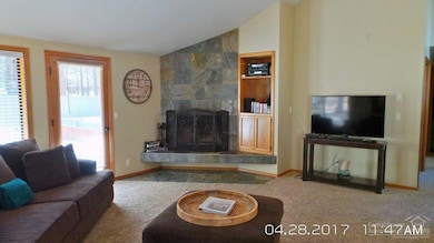 17865 Pine Mountain Ln unit 3, Sunriver, OR 97707 - photo 7