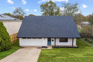 6922 Trailcrest Dr, Dallas, TX 75232 - photo 2